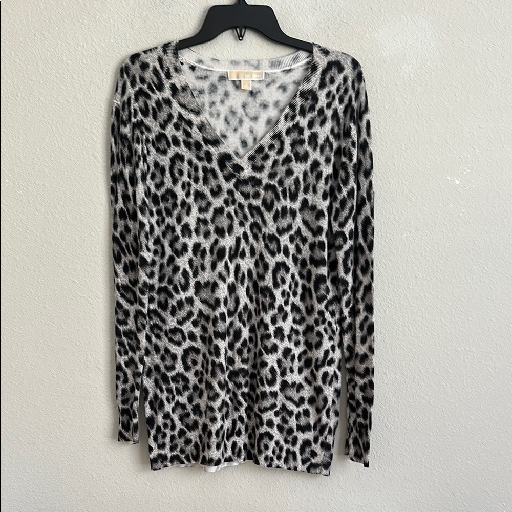 Michael kors leopard print sweater top small